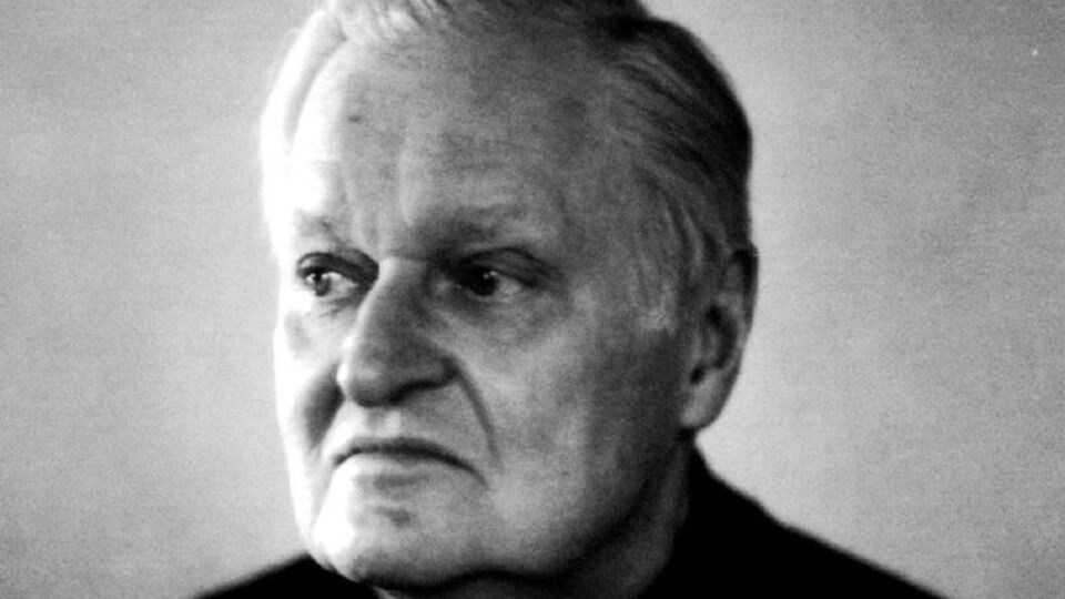 Ешбері помер у 90-річному віці