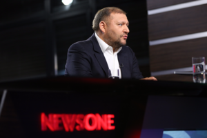 Добкін заявив, що не знає, звідки телефонував Олександр Янукович у 2014 році, але точно не з України