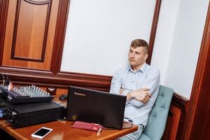 Волк признан потерпевшим по двум уголовным статьям из трех