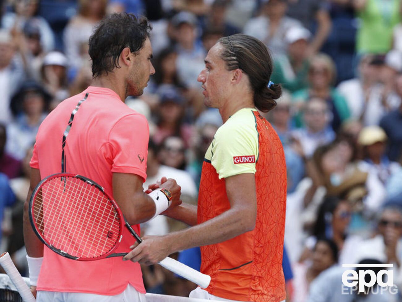Долгополову (справа) пришлось признать поражение