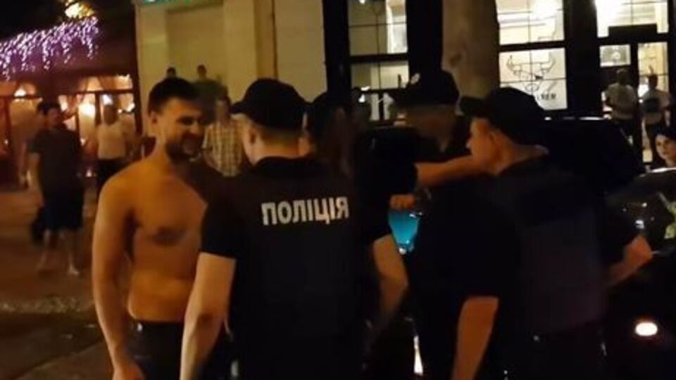 Двое мужчин устроили дебош в Николаеве в конце августа прошлого года