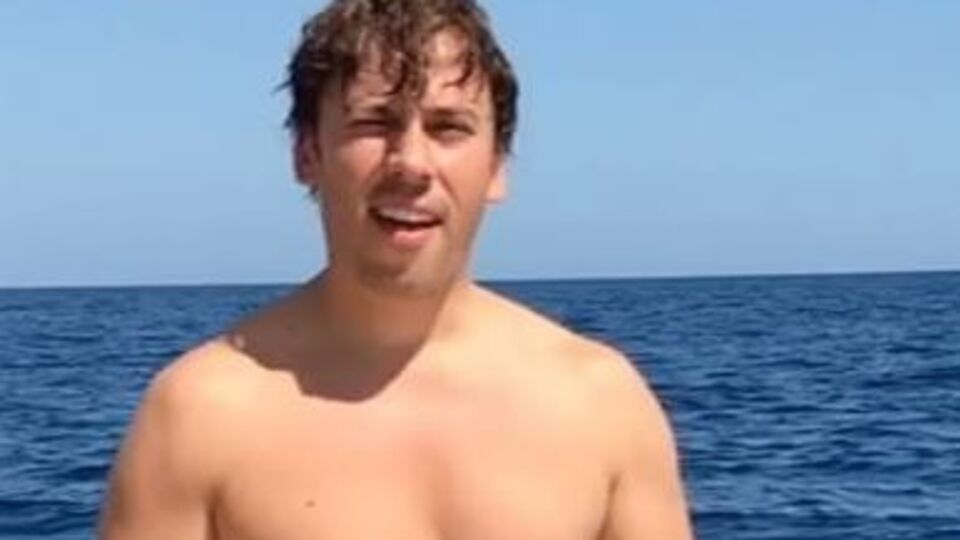 Галкин: Выяснилось, что я якобы переживаю, когда на мою жену обращают внимание больше, чем на меня!