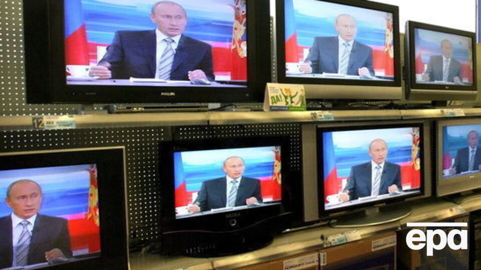 Российских детей обязали регулярно смотреть новости
