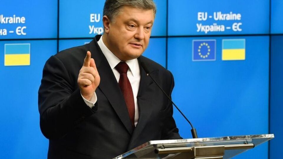 Порошенко привітав рішення послів ЄС щодо продовження антиросійських санкцій
