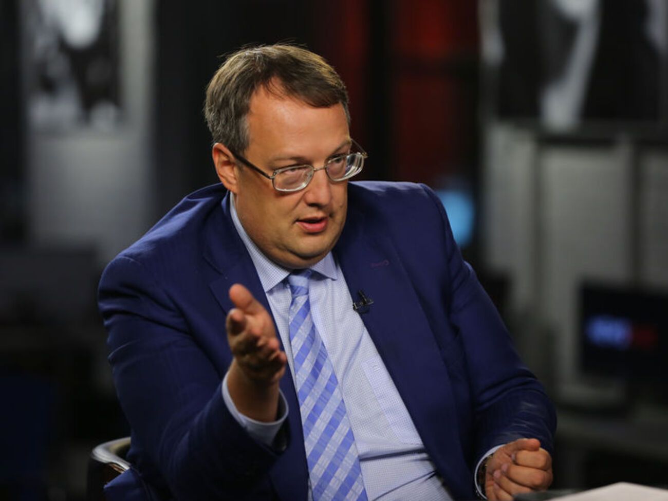 Антон Геращенко: Підкуп людей, які йдуть на акції протесту, таке саме кримінальне правопорушення, як і підкуп виборців