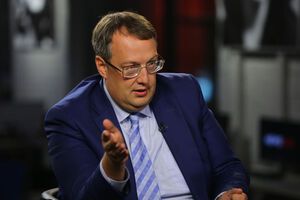 Антон Геращенко: Підкуп людей, які йдуть на акції протесту, таке саме кримінальне правопорушення, як і підкуп виборців