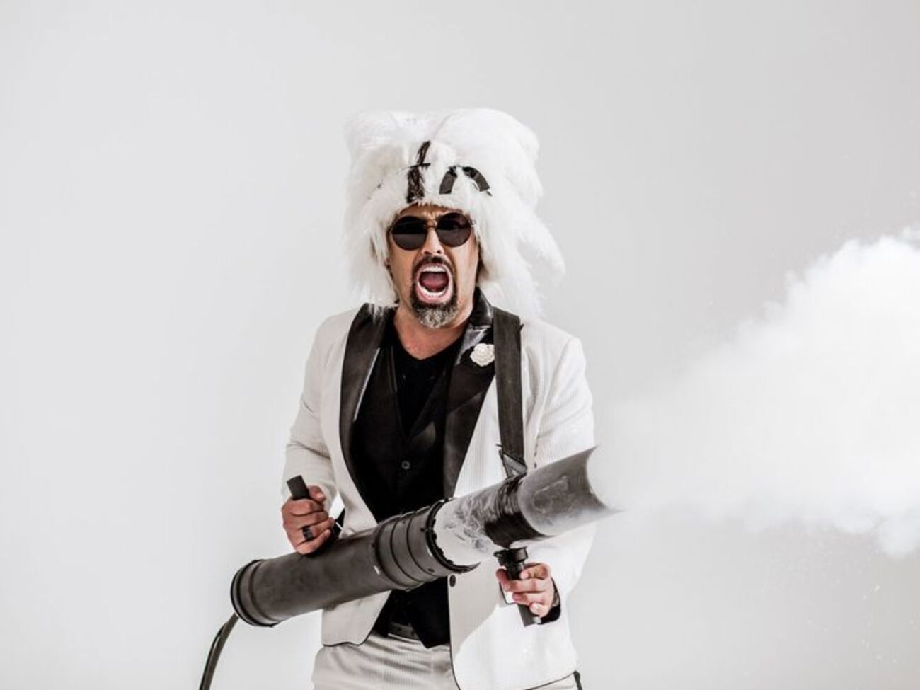 Коляденко снял клип