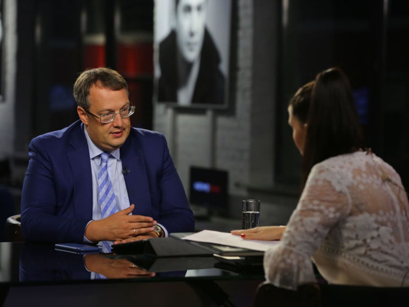 Геращенко: Щоб зберігати владу, він побудував піраміду