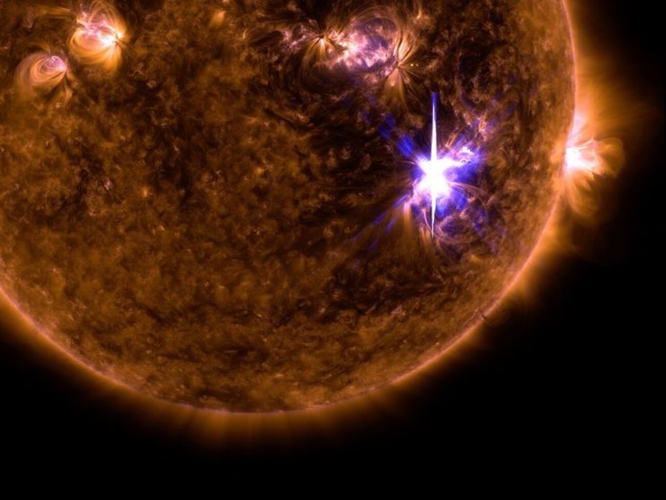 Вспышка произошла накануне