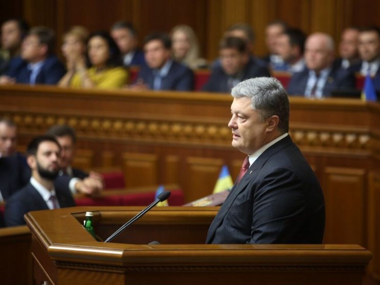 Порошенко нагадав, що в Україні було створено антикорупційні інституції