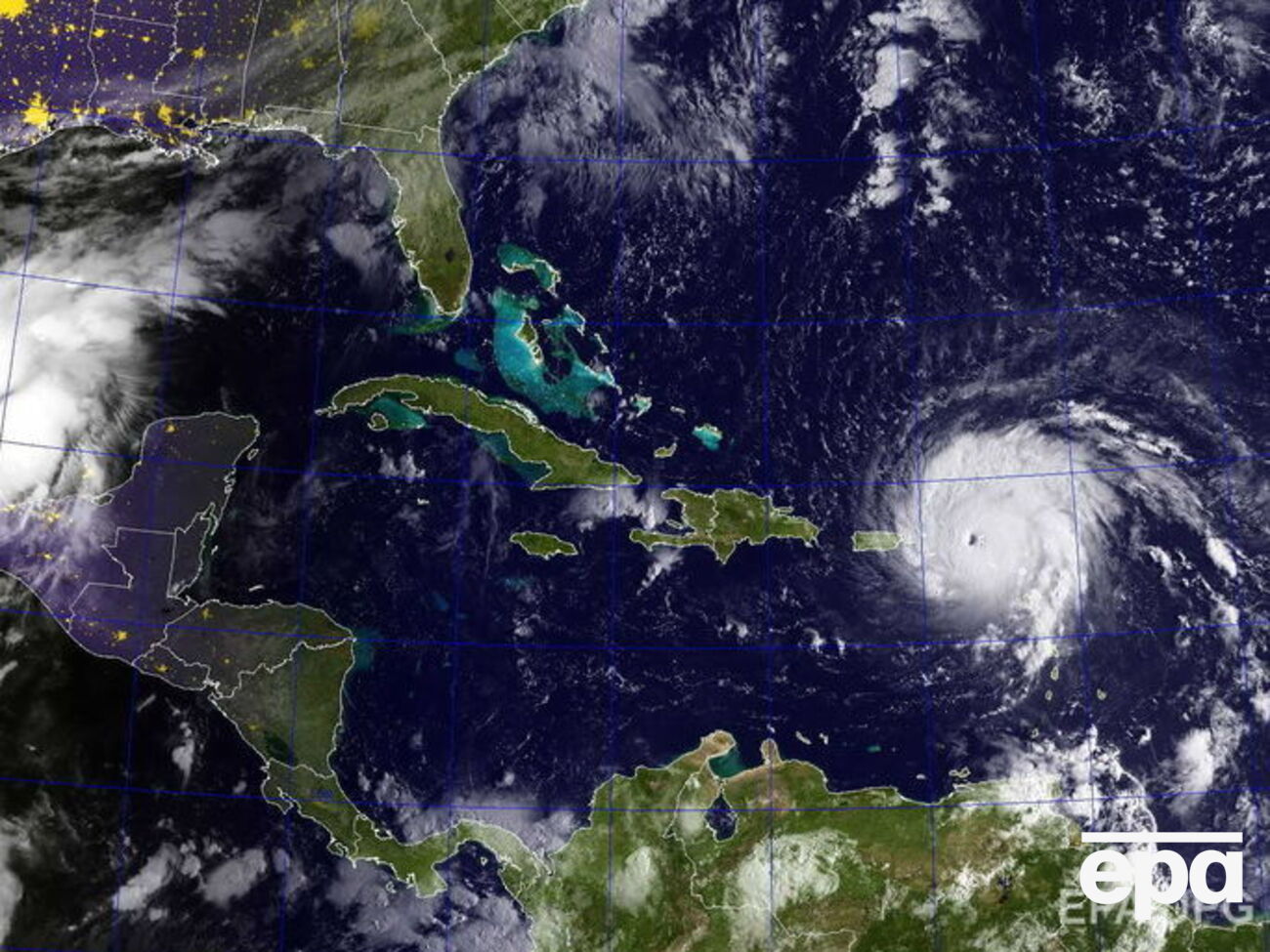 Ураган сохраняет мощность