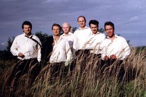 В этом году известный украинский секстет “Піккардійська терція” празднует свой день рождения – 25 лет на сцене