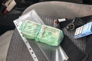 Сотрудника прокуратуры задержали на взятке