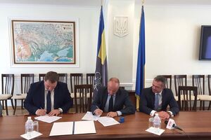 С польскими компаниями подписали контракты о проведении ремонта шести участков украинских дорог