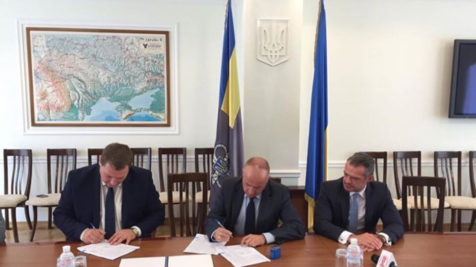З польськими компаніями підписали контракти щодо проведення ремонту шести ділянок українських доріг