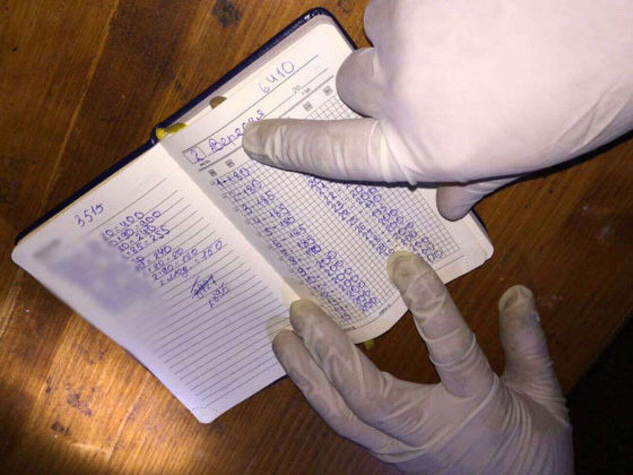 Нацполіція: Чернетки затриманих свідчать про мільйонні прибутки