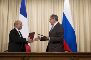 Лавров встретился в Москве со своим французским коллегой Жан-Ивом Ле Дрианом