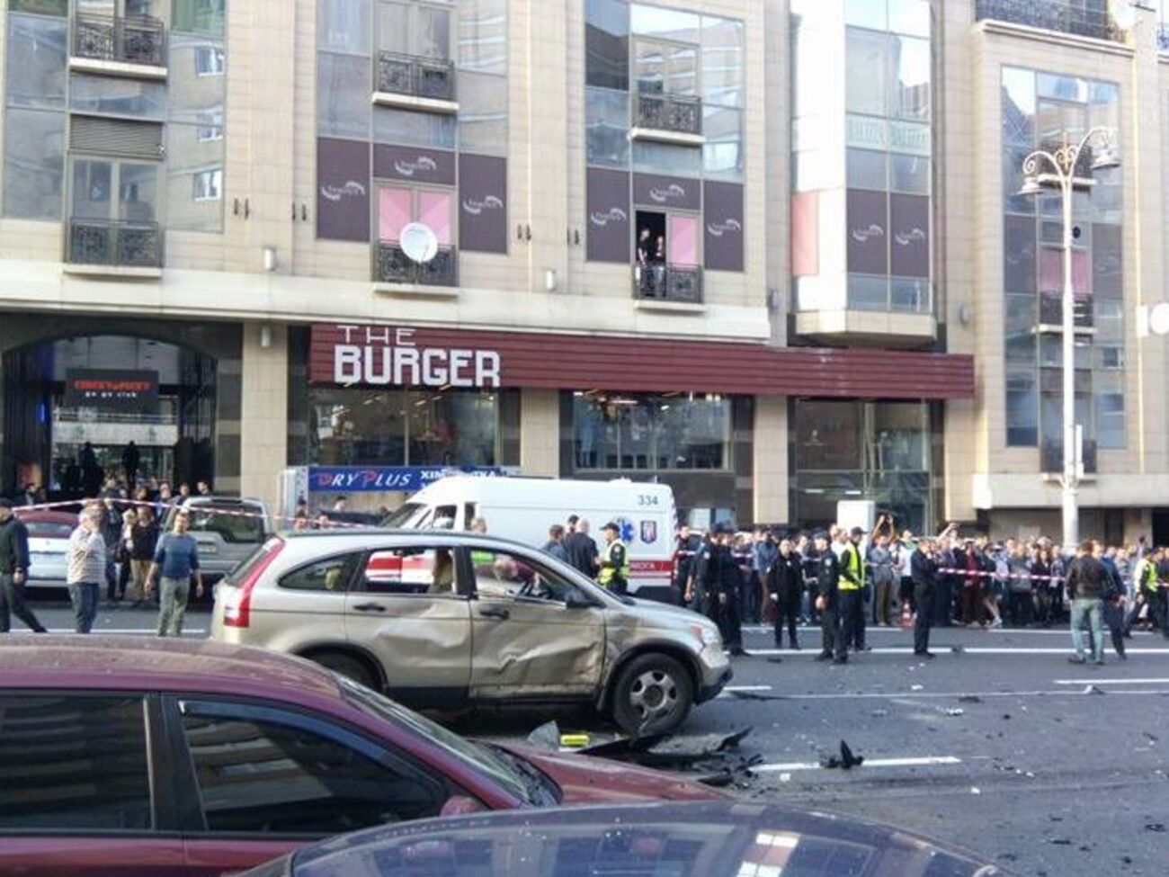 В Киеве взорвался автомобиль