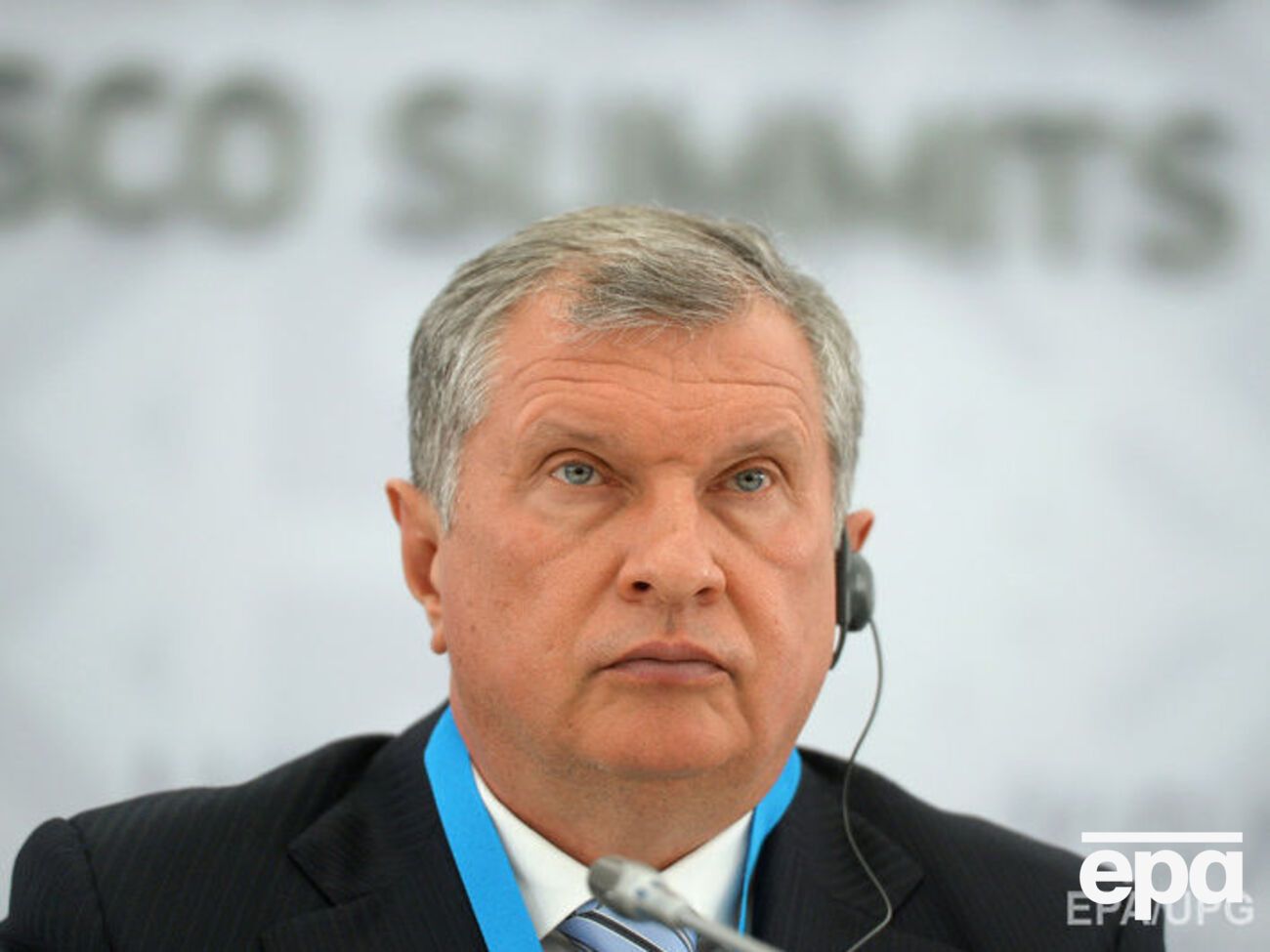 Сєчин повідомив про продаж 14,16% акцій "Роснефти"