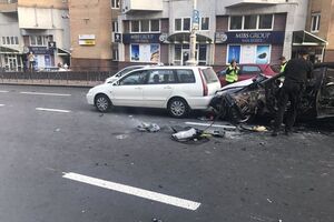 Аброськин прибыл на место взрыва