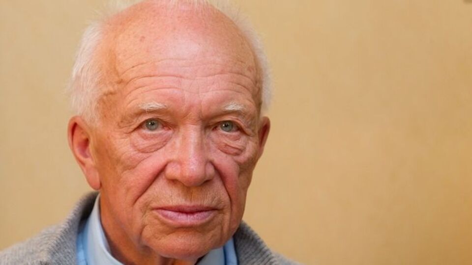 Сергей Хрущев: Никакой политик, будучи предупрежденным о таком, не уезжает в отпуск, он остается в столице, чтобы контролировать ситуацию