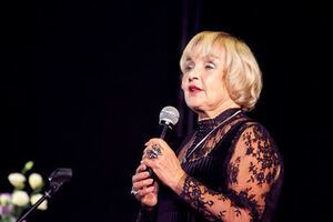 Роговцева – народна артистка України, лауреат Національної премії імені Тараса Шевченка, Герой України.