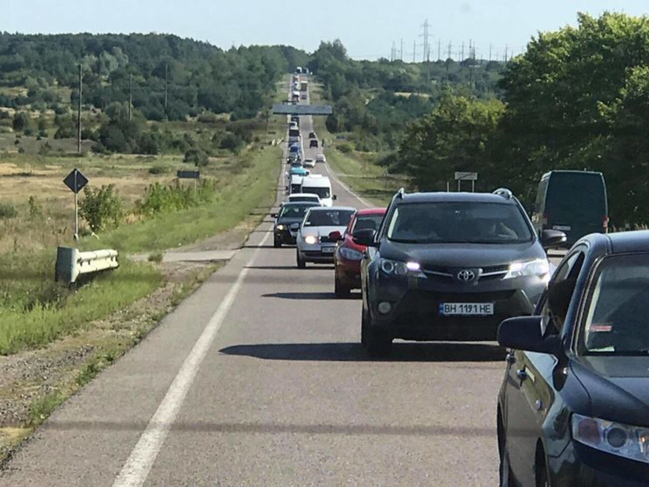 "Рух нових сил" вирушив до пункту пропуску "Краковець" зустрічати Саакашвілі. Фоторепортаж