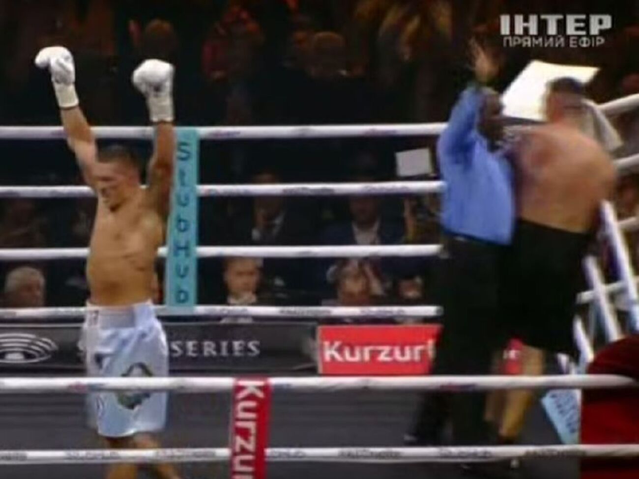 Рефери остановил бой в 10-м раунде