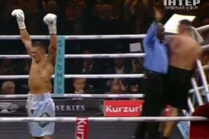 Рефери остановил бой в 10-м раунде