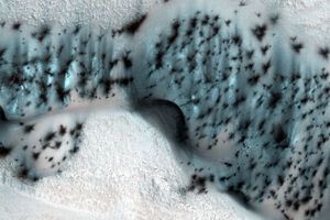 Снимки сделала автоматическая станция MRO