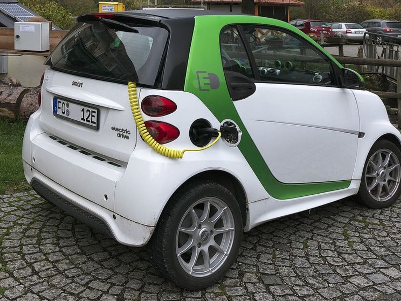 Эксперты прогнозируют, что купить электромобиль в Украине можно будет на 17&ndash;20% дешевле