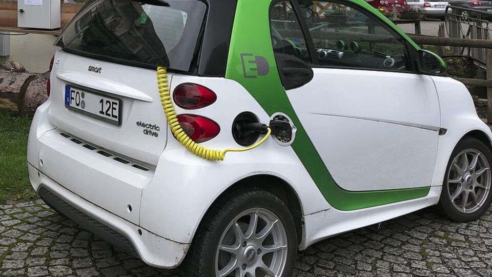 Эксперты прогнозируют, что купить электромобиль в Украине можно будет на 17–20% дешевле