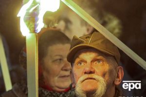 Марш организовали "Правый сектор", ВО "Свобода" и "Национальный корпус"