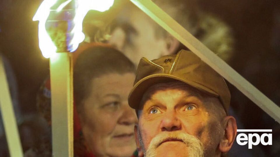 Марш организовали "Правый сектор", ВО "Свобода" и "Национальный корпус"