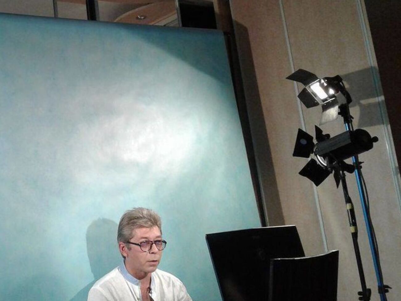 Сотник:&nbsp;"Россия 1", дешево снимаешь