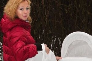 Захарова родила девочку