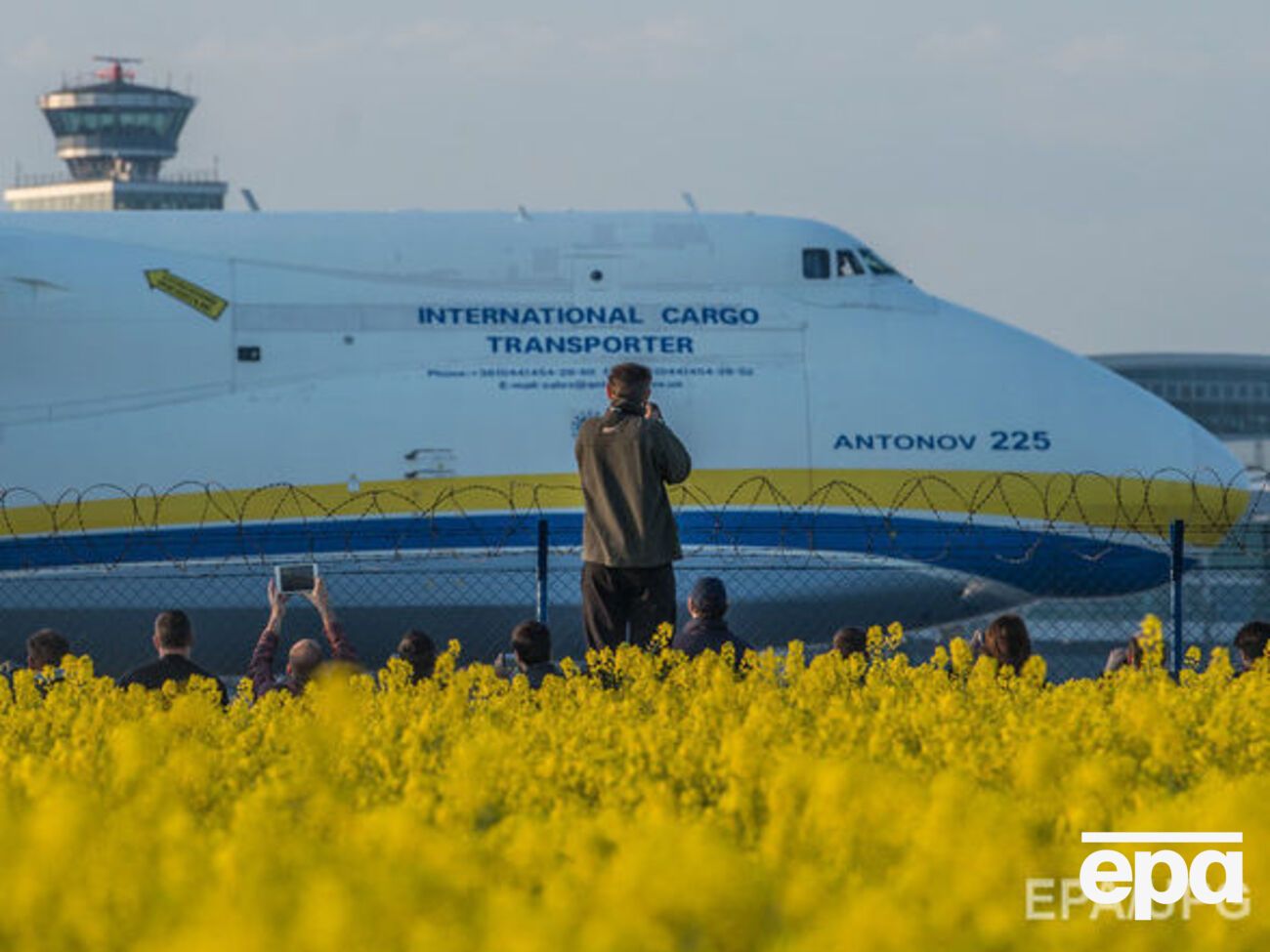 "Антонов" подавав заявку на транспортування частини головного обтічника ракети SpaceX