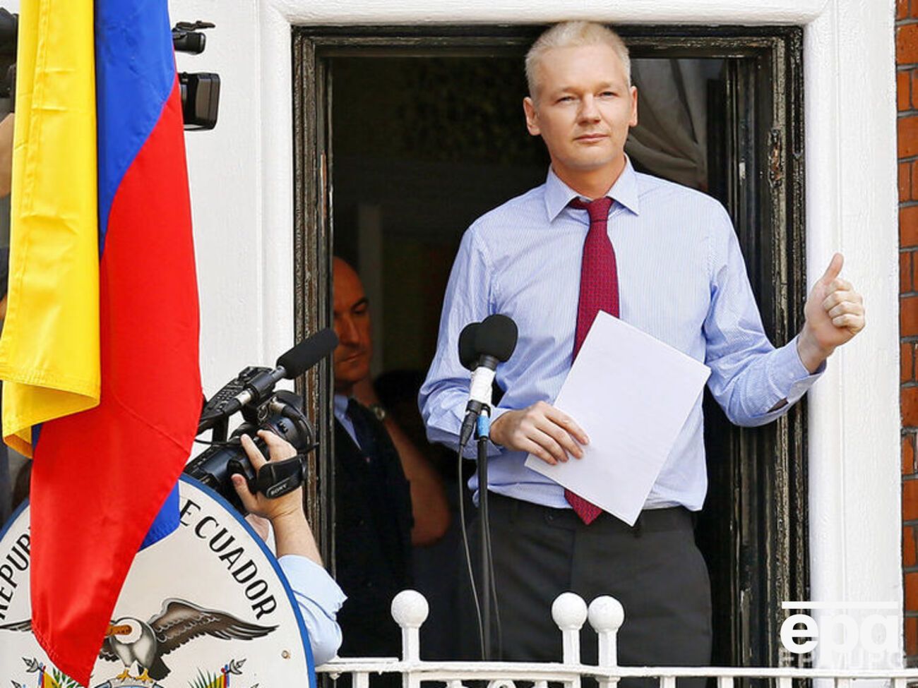 Ассанж шестой год проживает в эквадорской дипмиссии