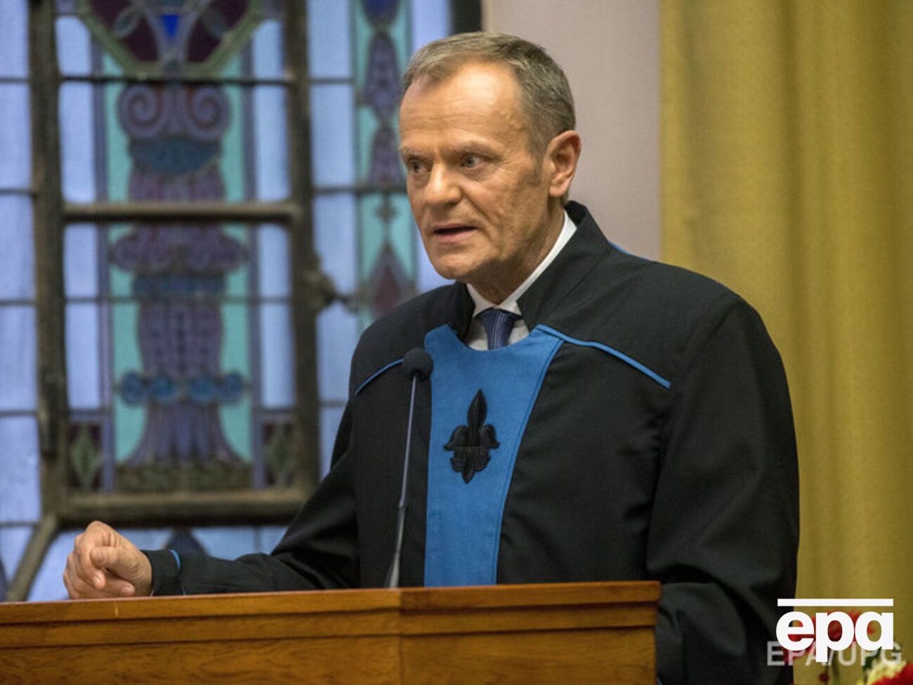 Туск считает, что "Право и справедливость" может попытаться вывести Польшу из ЕС