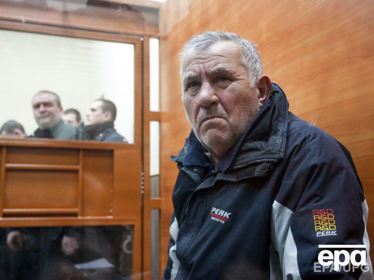 В записке говорится, что Россошанский надеется на переквалификацию дела по статье об убийстве в состоянии аффекта