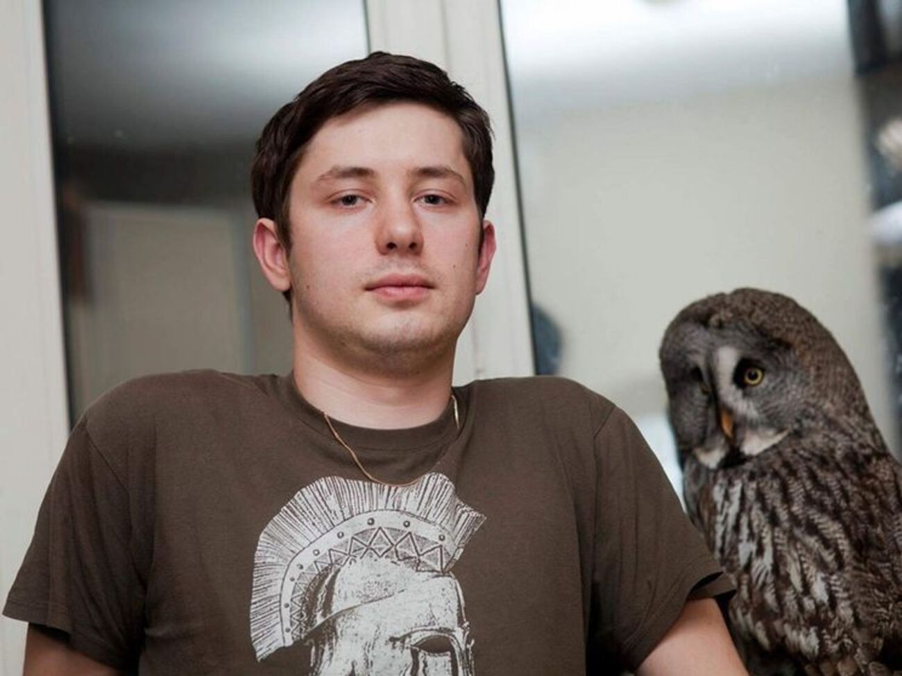 На порядку денному у російської опозиції – дискусії про бойкот: яка поза на дивані буде найпротестнішою в момент "виборів"