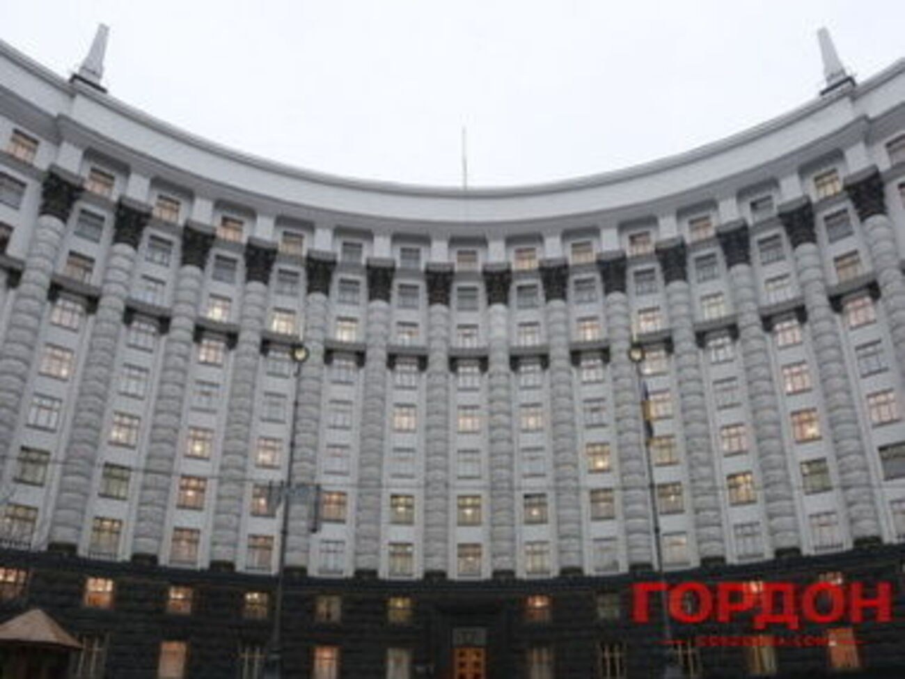 Кабмин рекомендовал перенести рабочие дни, приближенные к праздникам