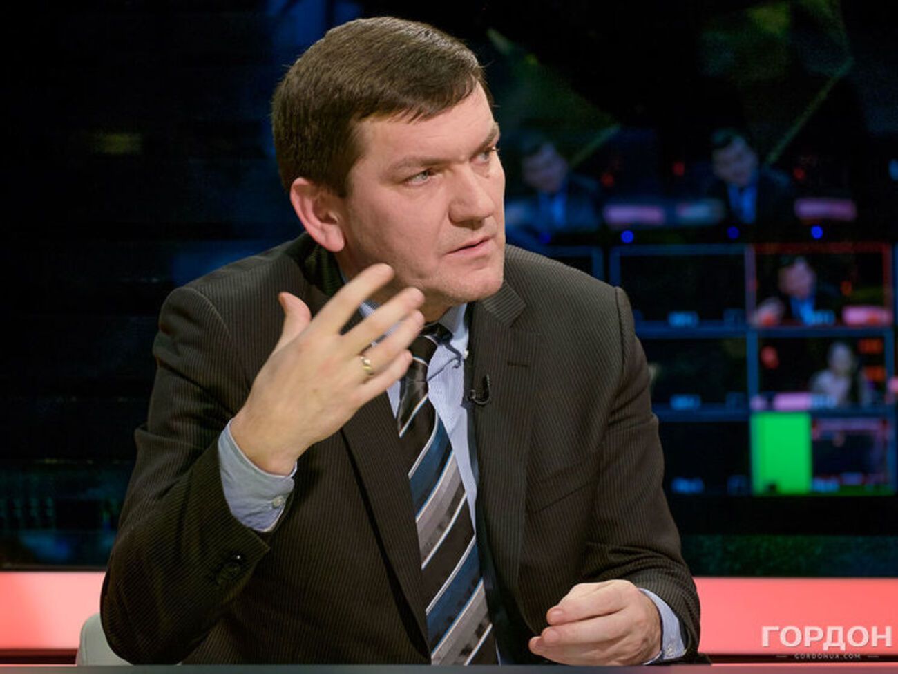 Горбатюк надеется, что обнародование фамилий нардепов заставит их прийти к следователю