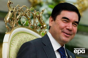 Бердымухамедов любит белый цвет