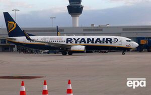 Літак Ryanair здійснив вимушену посадку