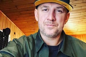 Потапу посоветовали сбрить усы