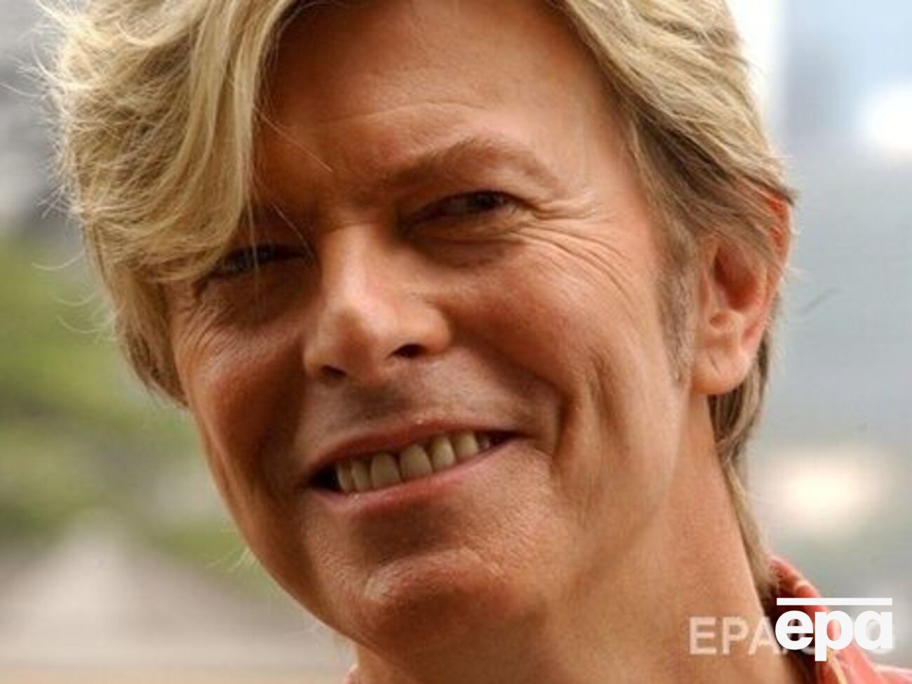 Боуї помер два роки тому