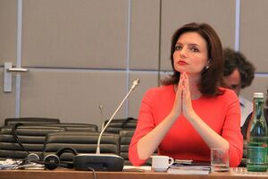 Беца заявила, що питання про повернення української техніки з анексованого Росією Криму будуть опрацьовувати