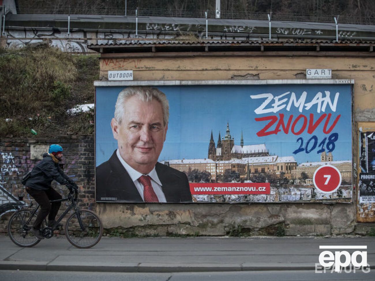 У Чехії стартували вибори президента країни. Фоторепортаж