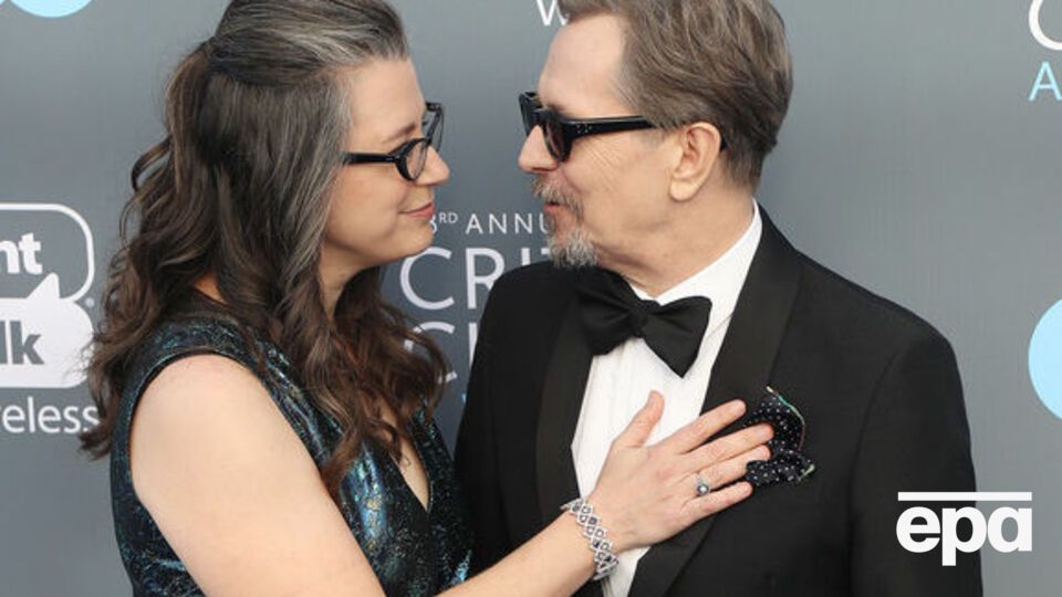 Олдмен стал лучшим актером по версии Critics' Choice Awards